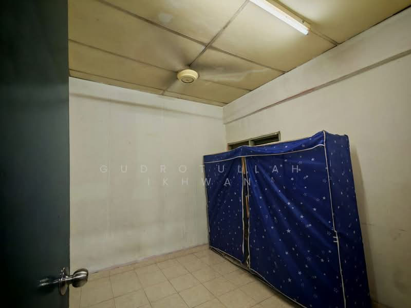 For Sale - Pangsapuri Putra Permai, Taman Equine Seri Kembangan