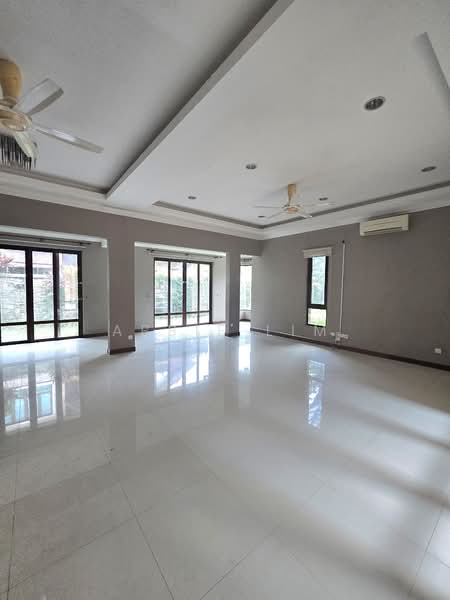 Semi-Detached House for Sale in Bukit Jelutong (Shah Alam) - Abbie Lim - PropertyGuru.com.my