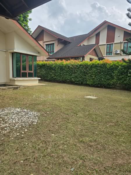 Semi-Detached House for Sale in Bukit Jelutong (Shah Alam) - Abbie Lim - PropertyGuru.com.my
