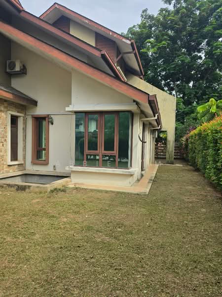 Semi-Detached House for Sale in Bukit Jelutong (Shah Alam) - Abbie Lim - PropertyGuru.com.my