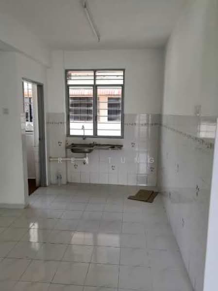 Kondominium untuk Dijual di Halaman Cendana - Rex Tung - Kitchen - PropertyGuru.com.my