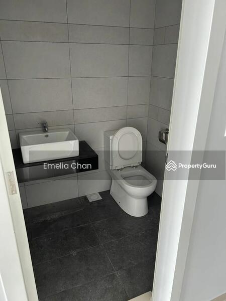 Kediaman Servis untuk Dijual di Amani Residence - Emelia Chan - PropertyGuru.com.my