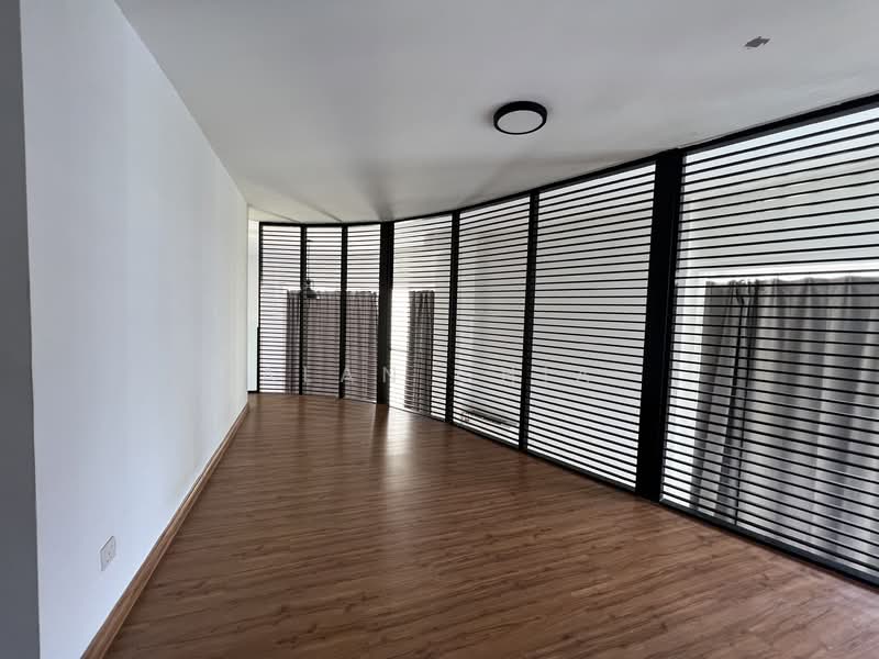 For Rent - SOHO @ Empire City