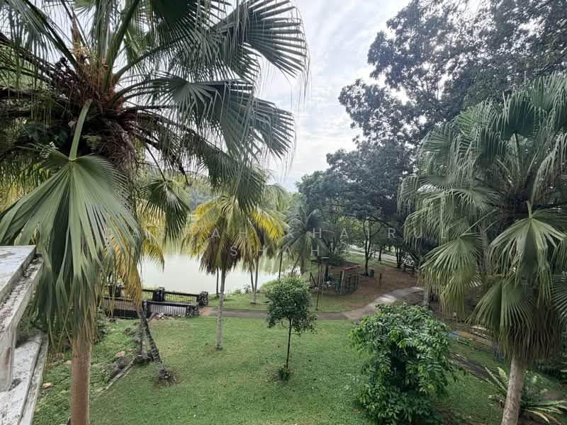 Bungalow for Sale in Nilai (Negeri Sembilan) - Qashah Khairul Shah - Garden - PropertyGuru.com.my