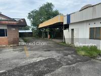 For Rent - Industrial land at Sungai Pelek, next to main road