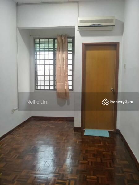 For Sale - BUKIT TIRAM Double Storey Terrace Jalan Banang / Ulu Tiram / Puteri Wangsa / Can Full Loan