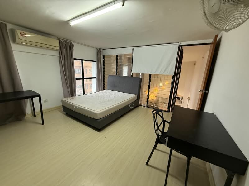 For Rent - SOHO @ Empire City