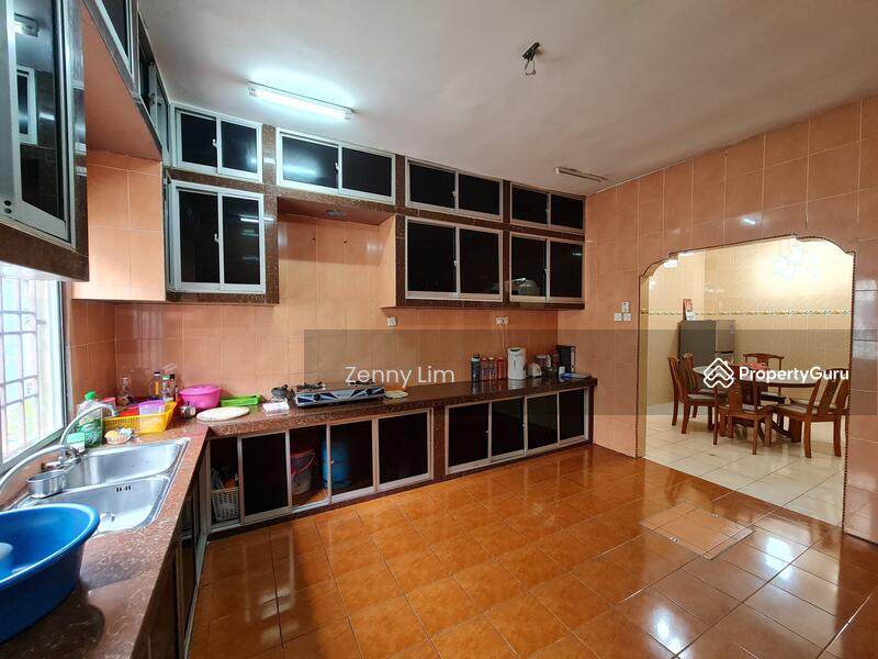 Untuk Dijual - RM680k! Below Market Value, 22 x 80, Non Flooded! Bandar Bukit Tinggi 2 Sty Terrace House for Sale