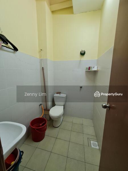 Untuk Dijual - RM680k! Below Market Value, 22 x 80, Non Flooded! Bandar Bukit Tinggi 2 Sty Terrace House for Sale