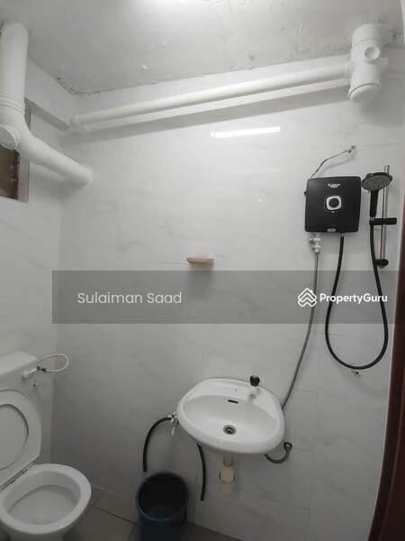 Apartment for Rent at Pantai Indah Fasa 1 - Sulaiman Saad - PropertyGuru.com.my
