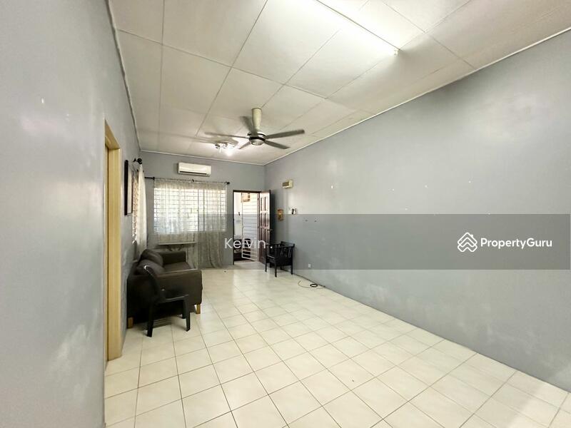 For Sale - Town House Desa Mutiara Kota Emerald Bandar Country Homes Rawang