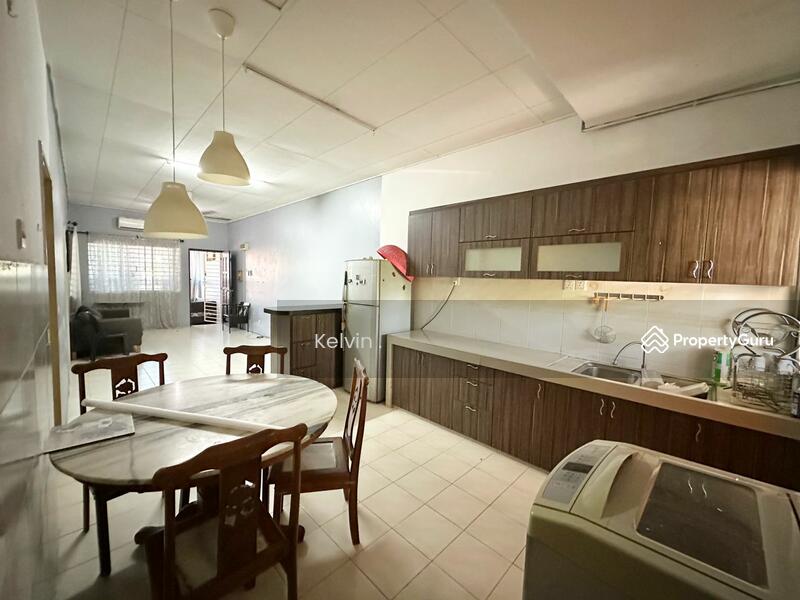 For Sale - Town House Desa Mutiara Kota Emerald Bandar Country Homes Rawang