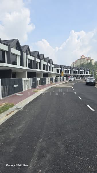 For Sale - IRAMA VILLA 2