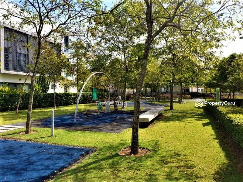 Rumah Berkembar untuk Dijual di Lake Fields (Sungai Besi) - David Ting - PropertyGuru.com.my