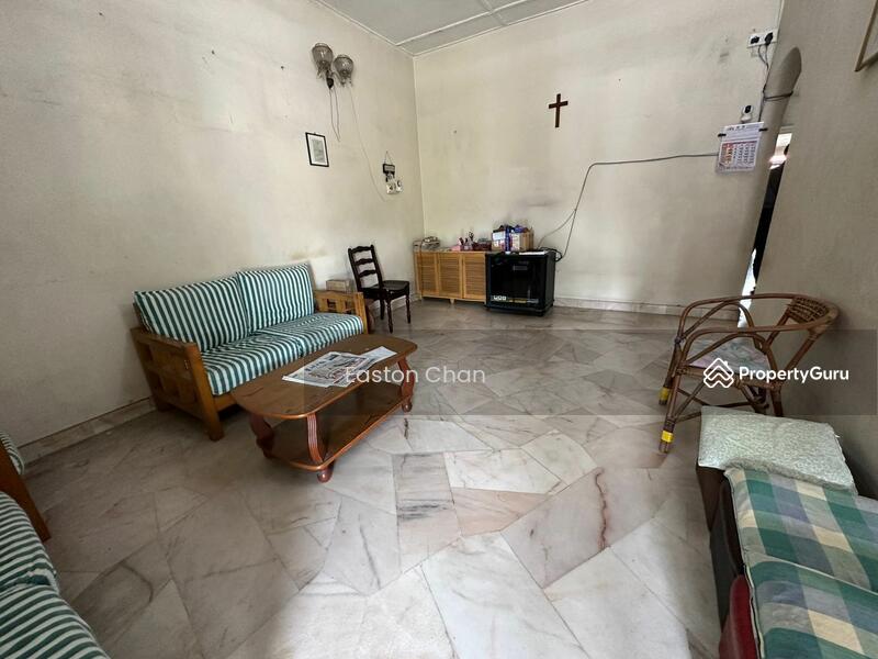 Taman Pertama Single Storey Terrace House For Sale, Ipoh, Perak, 3