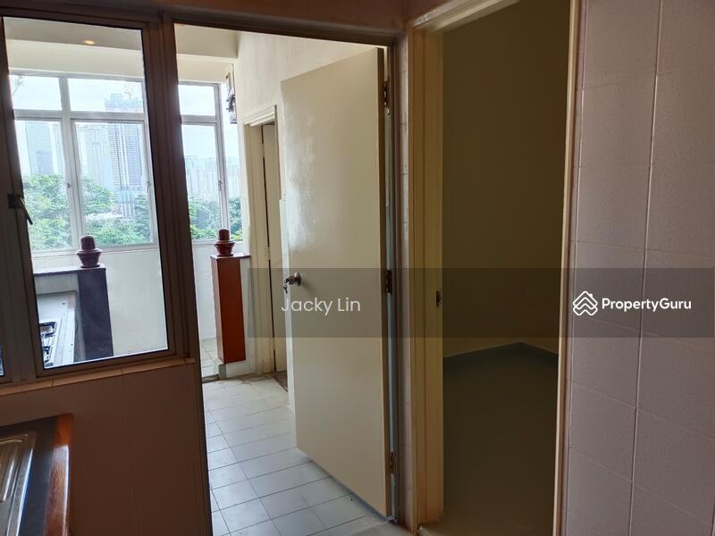 Robson Heights, Jalan Persiaran Endah, Seputeh, Kuala Lumpur, 4