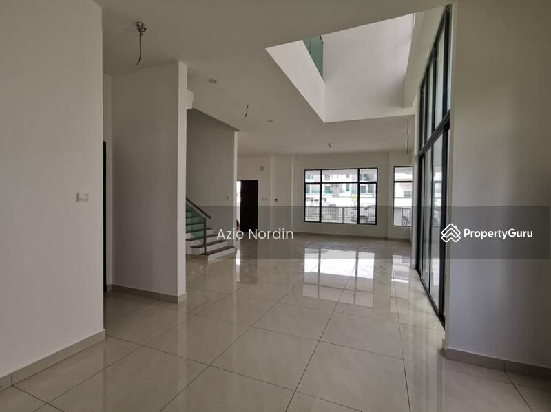 For Sale - 3 Storey Semi D Saujana Heights, Kajang Selangor