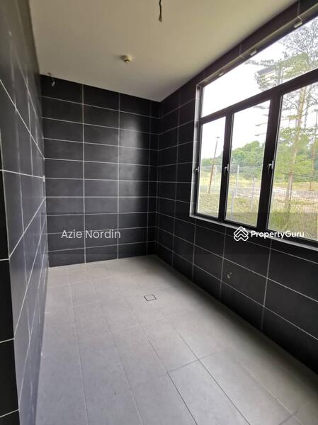 For Sale - 3 Storey Semi D Saujana Heights, Kajang Selangor