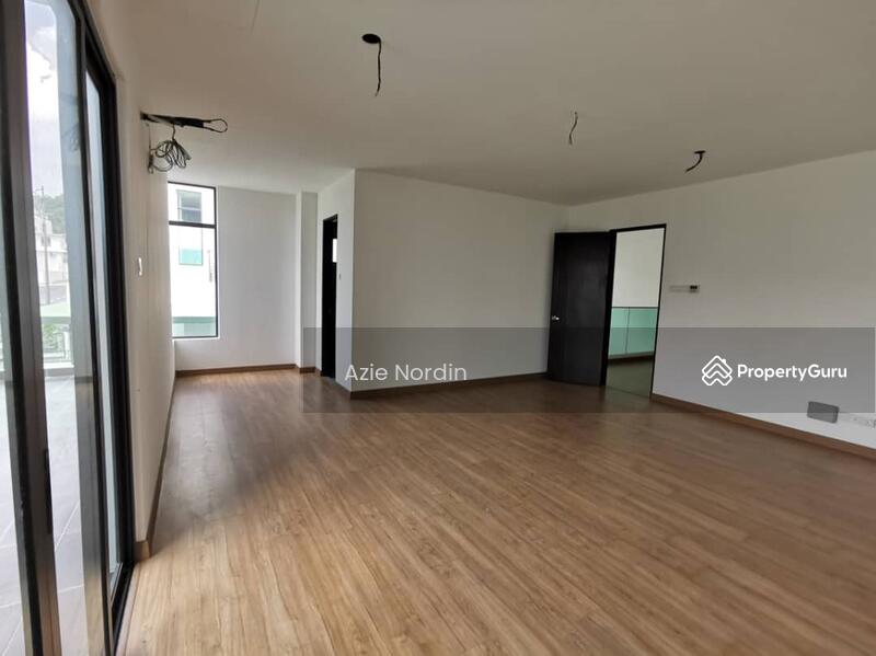 For Sale - 3 Storey Semi D Saujana Heights, Kajang Selangor