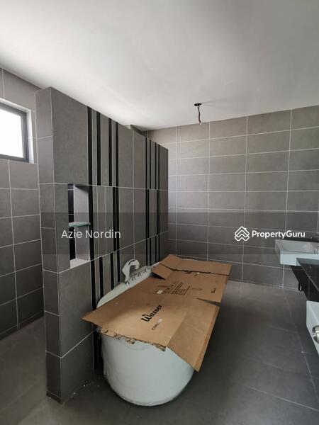 For Sale - 3 Storey Semi D Saujana Heights, Kajang Selangor