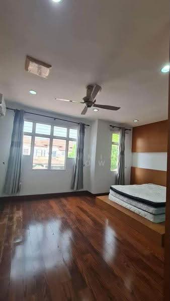 Rumah Teres 2-Tingkat untuk Dijual di Kota Kemuning (Shah Alam) - Winnie Chow - Bedroom - PropertyGuru.com.my