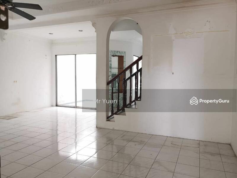 For Sale - Bercham Ipoh House for Sale ( facing field )