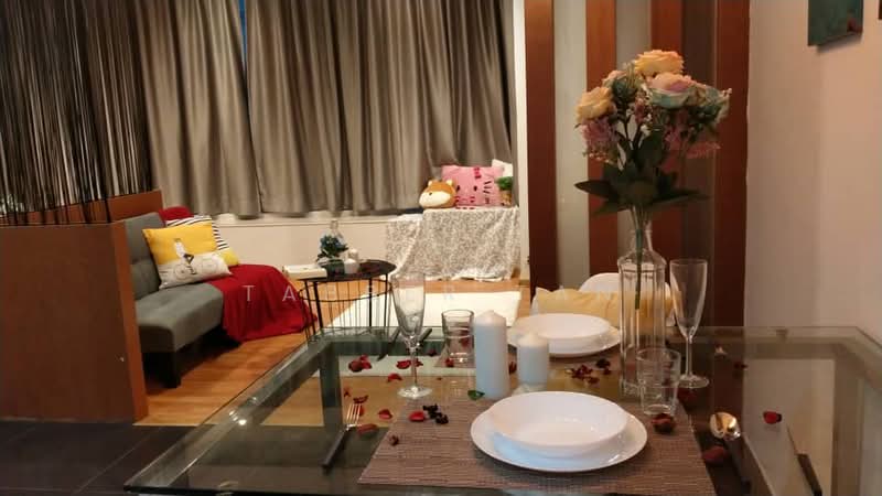 Kondominium untuk Disewa di Parkview Service Apartment - Tabber Tan - Living Room - PropertyGuru.com.my