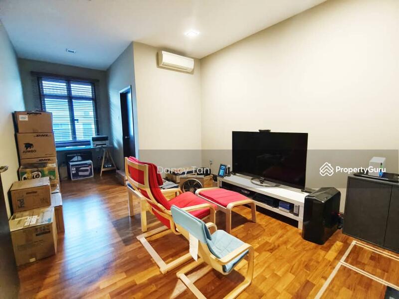 2-storey Terraced House for Sale in Taman Molek (Johor Bahru) - Dancy Tan - PropertyGuru.com.my