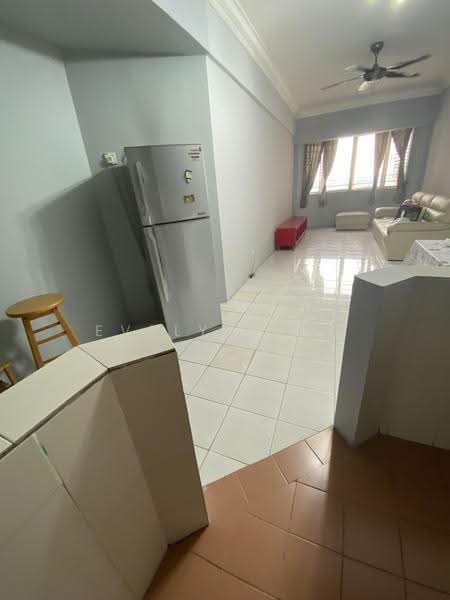 Kediaman Servis untuk Disewa di Rhythm Avenue - Evelyn Tan - Living Room - PropertyGuru.com.my