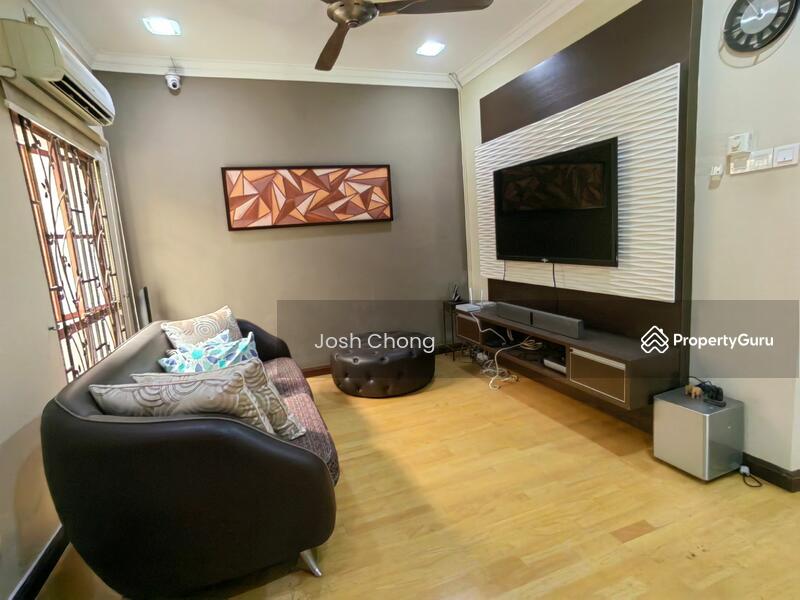 Terrace house at Putra Heights, Jalan Putra Permai 10/2A, Putra Heights