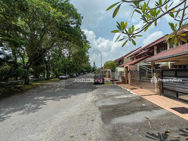 Terrace house at Putra Heights, Jalan Putra Permai 10/2A, Putra Heights