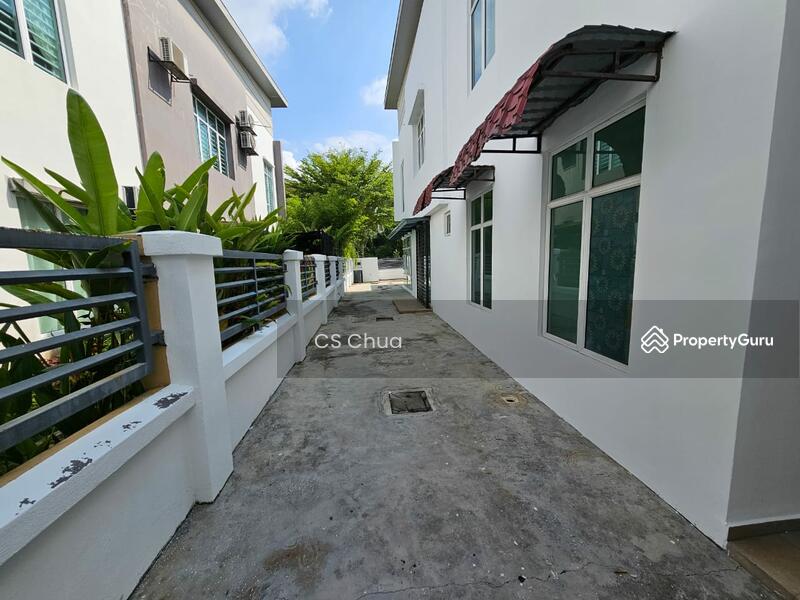 Semi-Detached House for Sale in Klang (Selangor) - Cs Chua - PropertyGuru.com.my