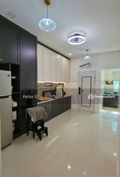 For Sale - For Sale Freehold Tigerlane 2.5 Storey House Gated and Guarded