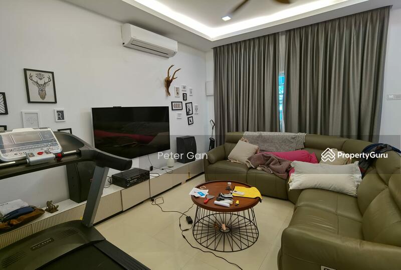 For Sale - For Sale Freehold Tigerlane 2.5 Storey House Gated and Guarded