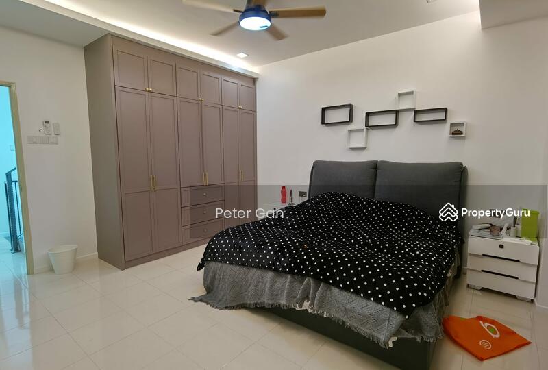 For Sale - For Sale Freehold Tigerlane 2.5 Storey House Gated and Guarded