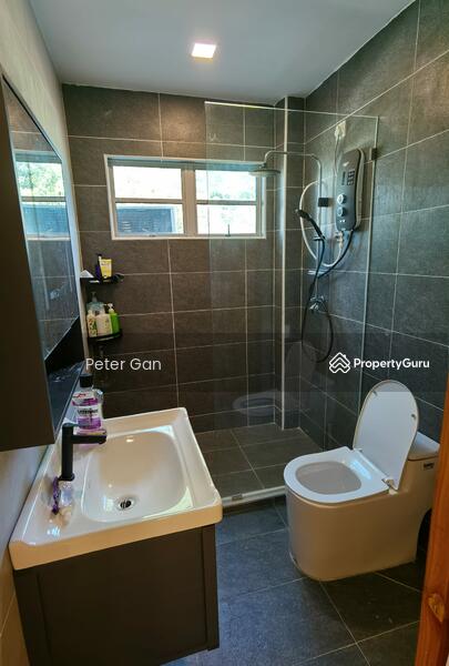 For Sale - For Sale Freehold Tigerlane 2.5 Storey House Gated and Guarded