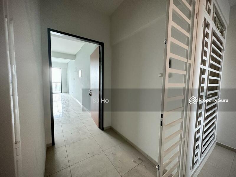 Casa Residences - Foyer