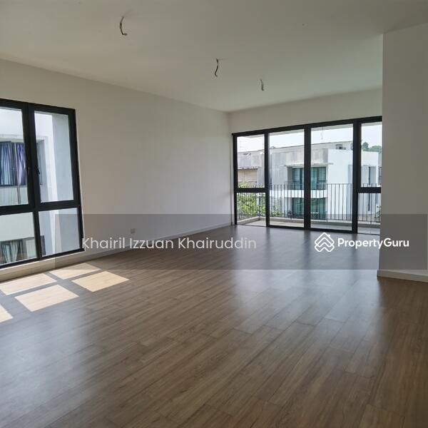 Townhouse for Rent in Shah Alam (Selangor) - Khairil Izzuan Khairuddin - Master Bedroom - PropertyGuru.com.my