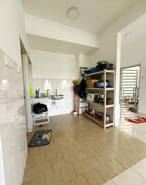 Condominium for Sale at Lagoon Suites - Alisha Tan - Kitchen - PropertyGuru.com.my