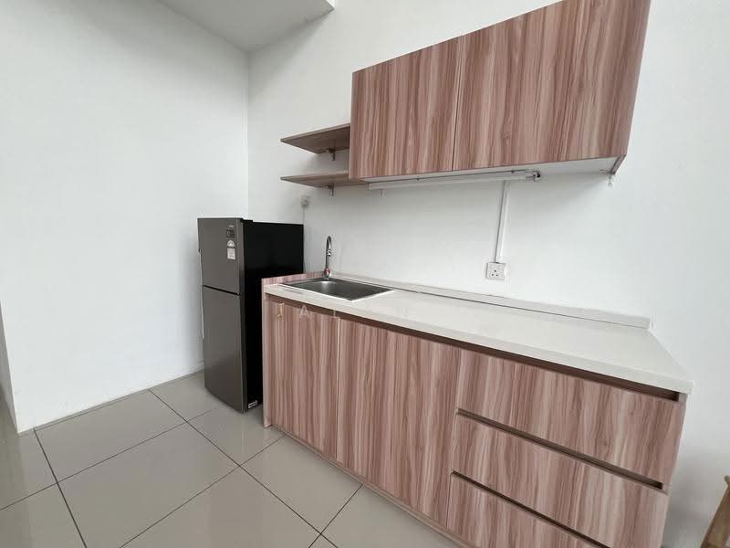 Condominium for Rent at SOHO @ Empire City - Alan Chia - Kitchen - PropertyGuru.com.my