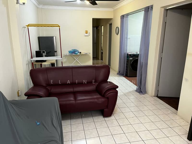 Pangsapuri untuk Disewa di Permai Apartment - Elaine Lian - Living Room - PropertyGuru.com.my