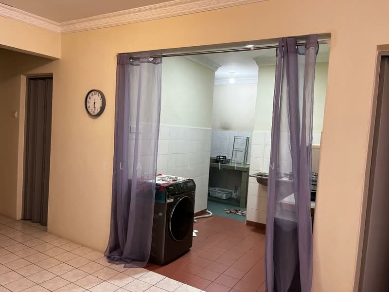 Pangsapuri untuk Disewa di Permai Apartment - Elaine Lian - Kitchen - PropertyGuru.com.my