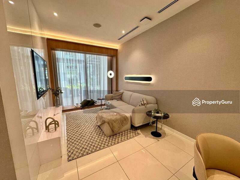 VERSA - Living Area