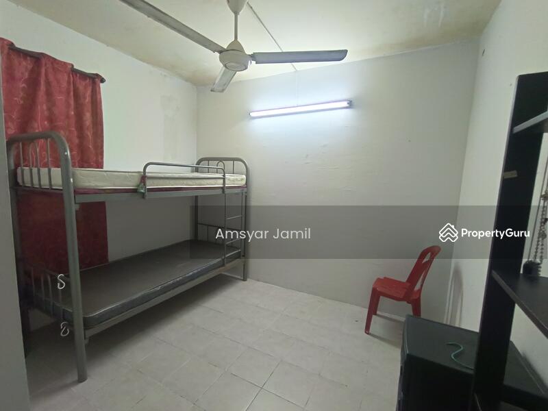 For Rent - Pusat Komersial Seksyen 7