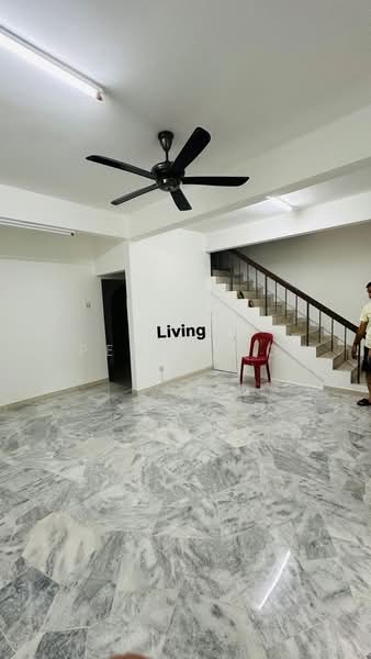 2-storey Terraced House for Rent in Usj 11 (Subang Jaya) - Penny Ng - Living Room - PropertyGuru.com.my