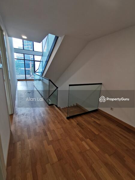 For Sale - Villa Citrine Corner House Terrace Cyberjaya 32x80
