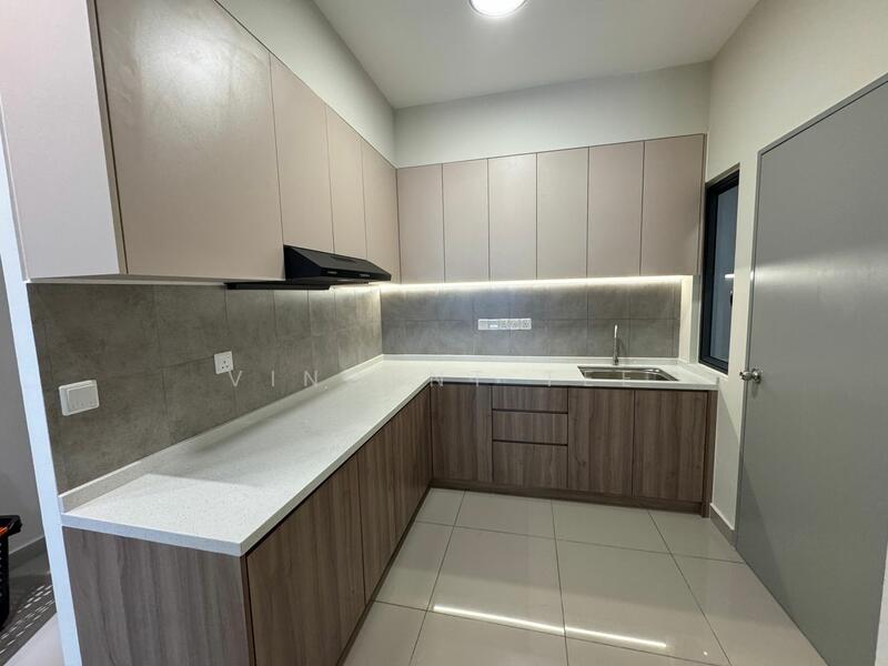 For Rent - M Vertica