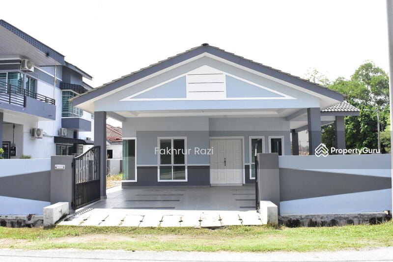 Banglo Setingkat (Cantik dan Besar ) @ Taman Bunga Raya Fasa 8 Kuala