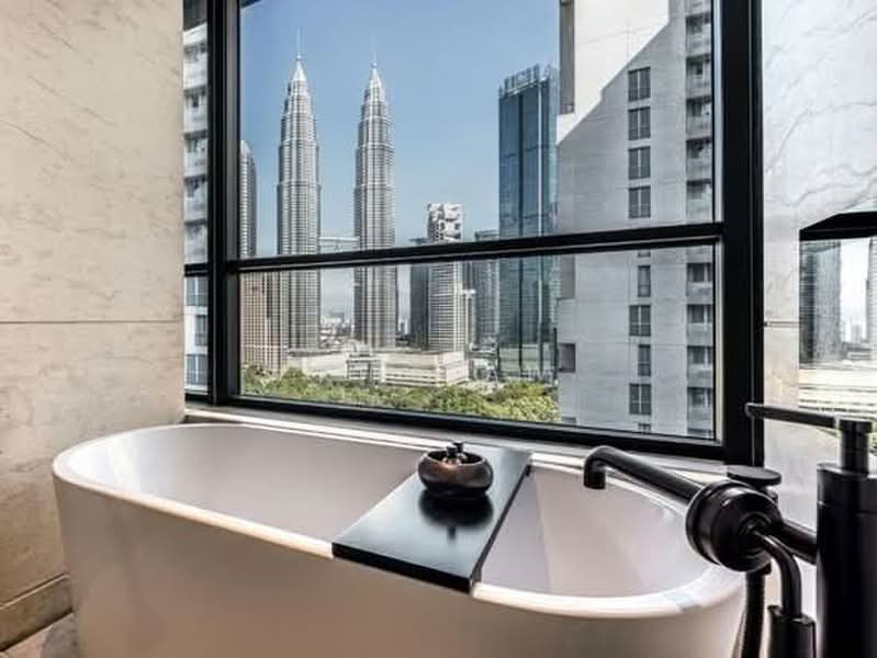 Kondominium untuk Dijual di KLCC Investment High ROI Operator Manage 11% ROI Dual Key Condo - KH Koh - Bathroom - PropertyGuru.com.my