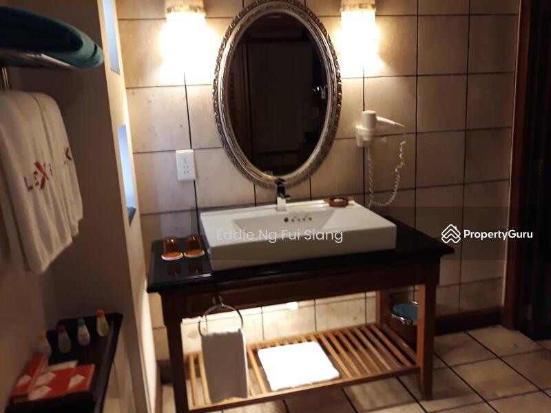 For Sale - Grand Lexis